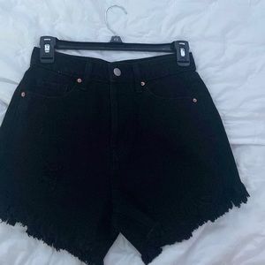 Distressed shorts